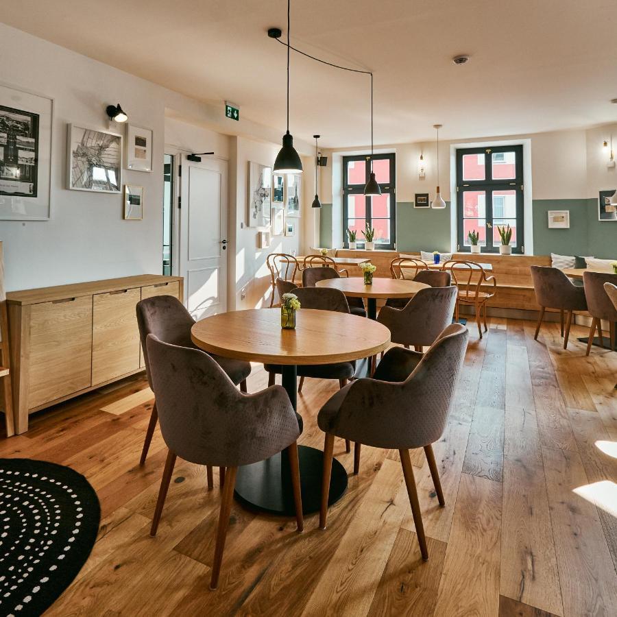 Hotel A Hostinec Slunce Osecna Eksteriør bilde